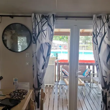 Mobil-home De Vacances